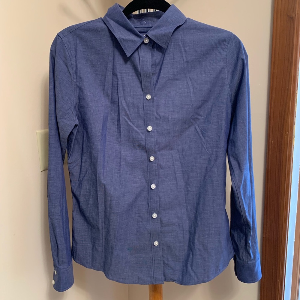 Banana Republic Fitted Button-Up Top
